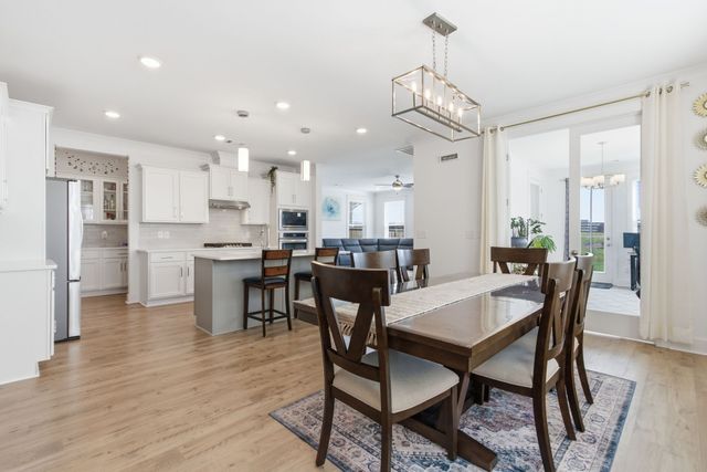 688 Conifer Dr, Spring Hill, TN 37174