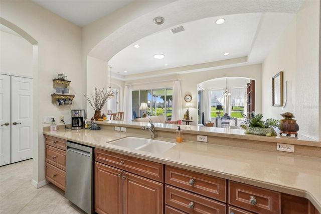 2288 SIFIELD GREENS WAY, Sun City Center, FL 33573