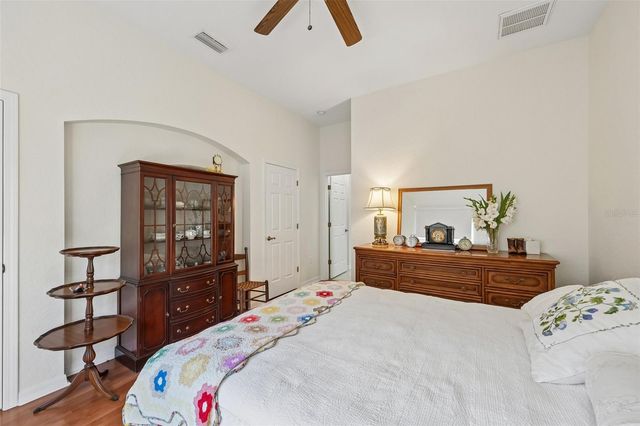 2288 SIFIELD GREENS WAY, Sun City Center, FL 33573