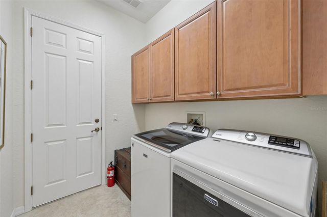 2288 SIFIELD GREENS WAY, Sun City Center, FL 33573
