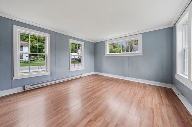 25 Chapel Street, Almond, NY 14804