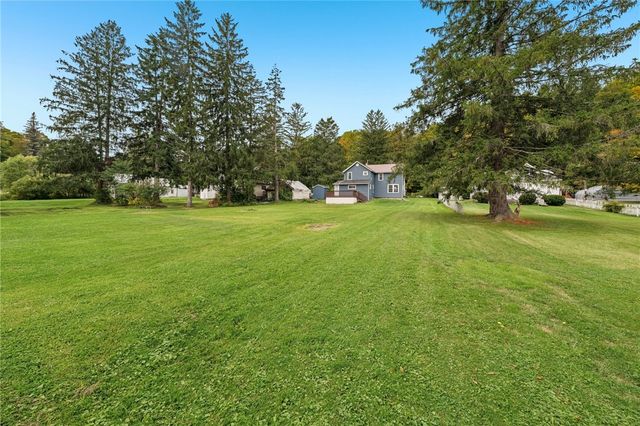 25 Chapel Street, Almond, NY 14804