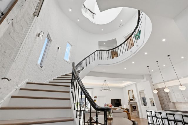 1936 N Wilmot Avenue, Chicago, IL 60647