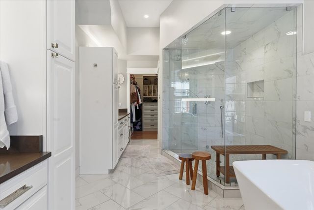 1936 N Wilmot Avenue, Chicago, IL 60647