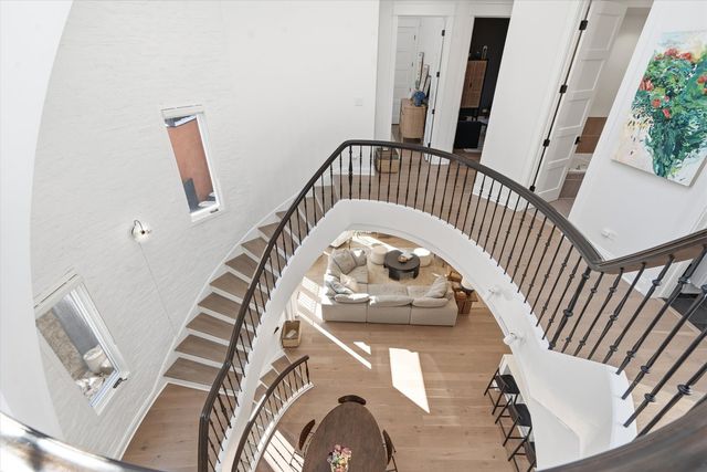 1936 N Wilmot Avenue, Chicago, IL 60647