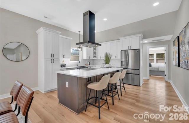 3942 Mcmillan Street, Charlotte, NC 28205