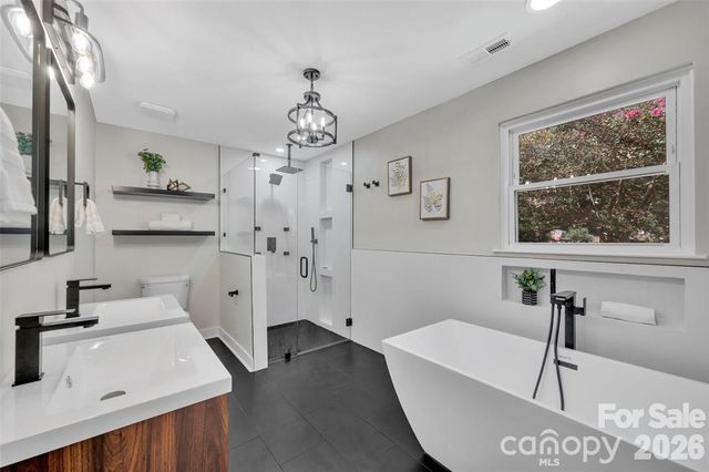 3942 Mcmillan Street, Charlotte, NC 28205
