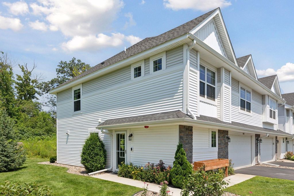5840 Moonlight Way NE, Prior Lake, MN 55372 — exterior