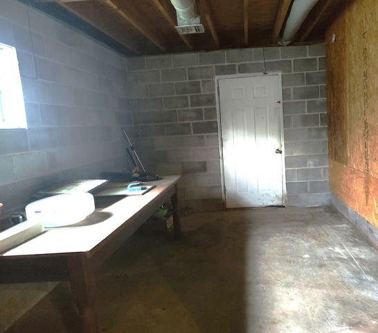 5080 Holly Creek Cool Springs Road, Chatsworth, GA 30705