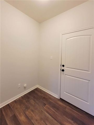 4601 Rolling Water DR, Pflugerville, TX 78660