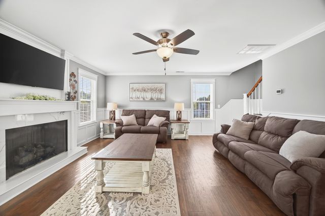 4000 Cadence Dr, Spring Hill, TN 37174