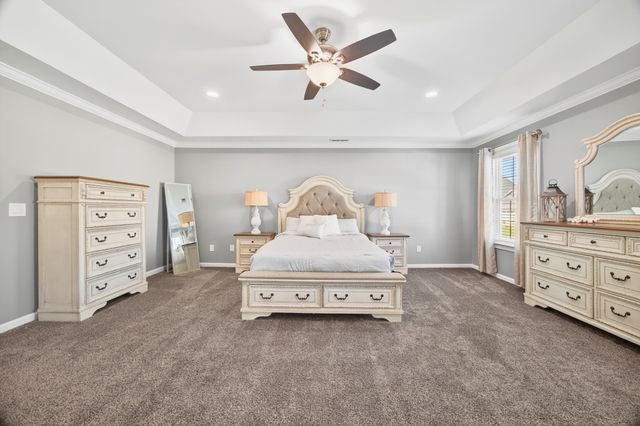 4000 Cadence Dr, Spring Hill, TN 37174