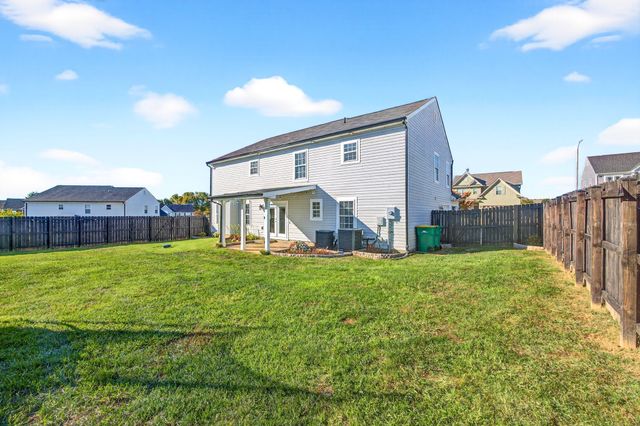 4000 Cadence Dr, Spring Hill, TN 37174