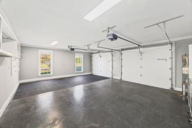 4000 Cadence Dr, Spring Hill, TN 37174