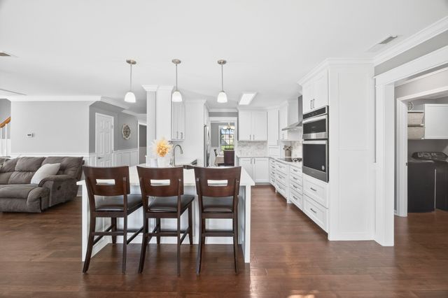 4000 Cadence Dr, Spring Hill, TN 37174