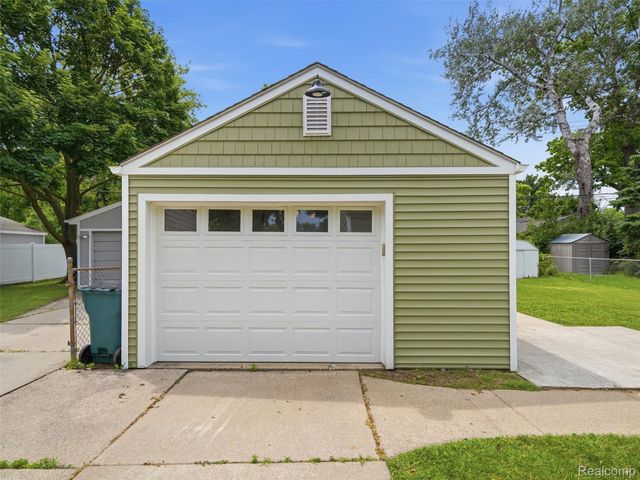 1514 S Wilson Avenue, Royal Oak, MI 48067