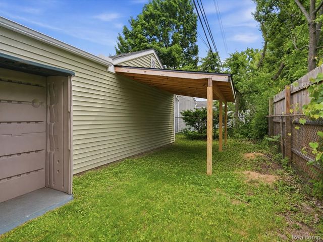 1514 S Wilson Avenue, Royal Oak, MI 48067