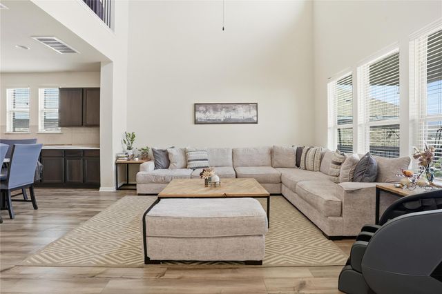 144 Falkland ST, Hutto, TX 78634