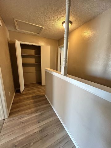 2818 S Fielder Road, Arlington, TX 76015