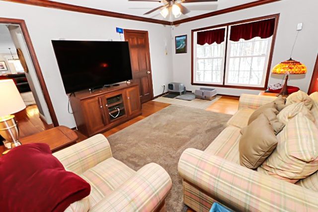 2776 Valleyview Drive, Lower Burrell, PA 15068