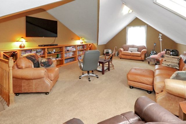 2776 Valleyview Drive, Lower Burrell, PA 15068