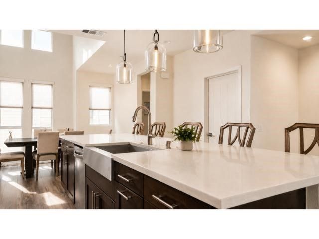 1648 Topanga, Costa Mesa, CA 92627