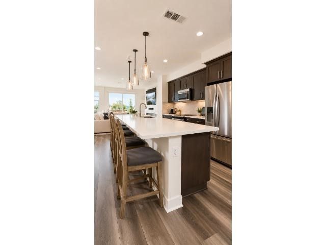 1648 Topanga, Costa Mesa, CA 92627