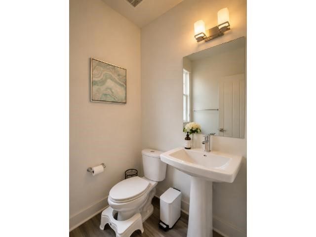 1648 Topanga, Costa Mesa, CA 92627