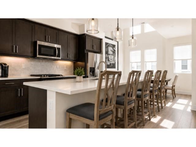 1648 Topanga, Costa Mesa, CA 92627