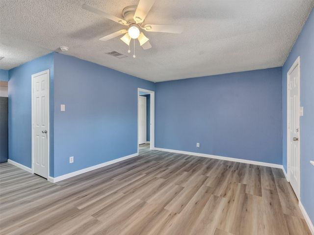 2613 Timber Drive, Dickinson, TX 77539