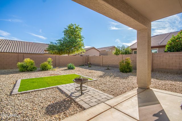 25577 W WHYMAN Street, Buckeye, AZ 85326