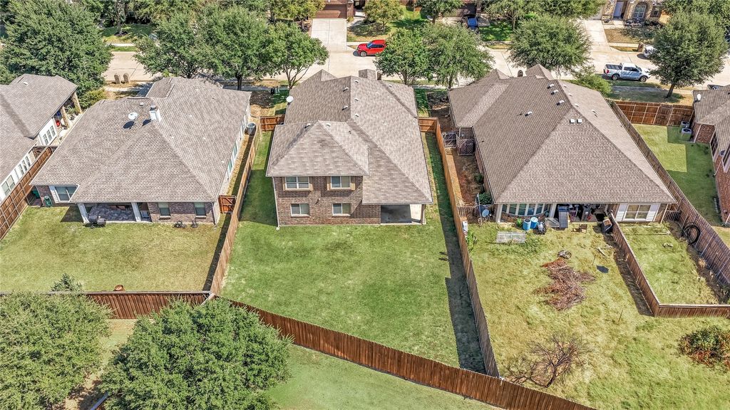 1208 Ponderosa Drive, Aubrey, TX 76227 — photo 4