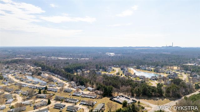 14482 Tupelo Drive, West Olive, MI 49460