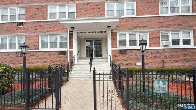 154 Bowers Street 2D, Jersey City, NJ 07307