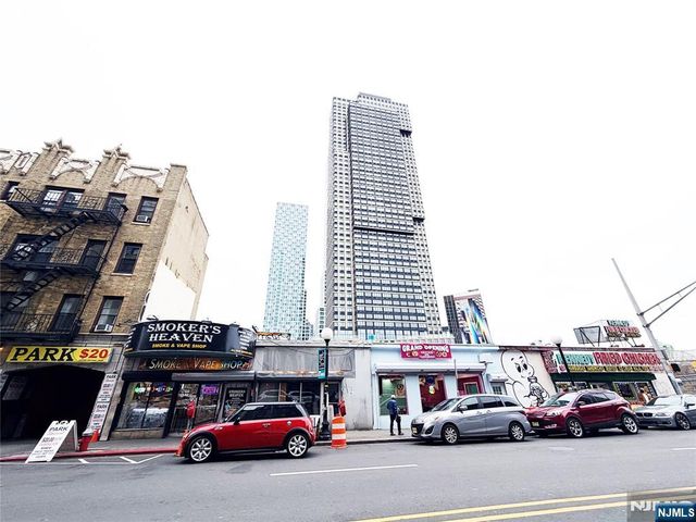 154 Bowers Street 2D, Jersey City, NJ 07307