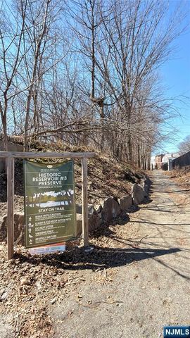 154 Bowers Street 2D, Jersey City, NJ 07307