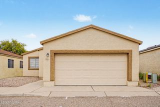 7035 S Placita Sorrento, Tucson, AZ 85756