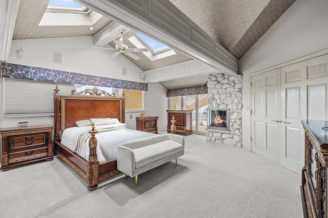 1916 Midwest Club Parkway, Oak Brook, IL 60523