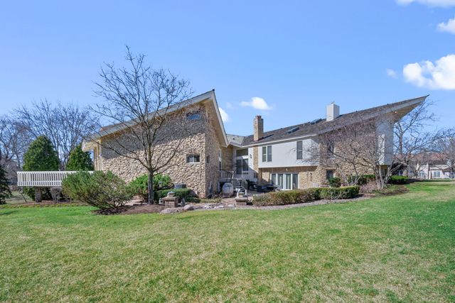 1916 Midwest Club Parkway, Oak Brook, IL 60523