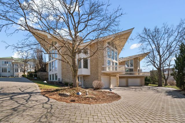 1916 Midwest Club Parkway, Oak Brook, IL 60523