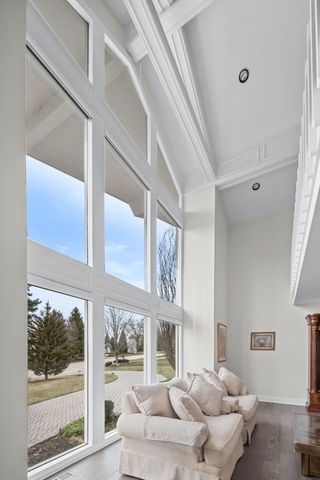 1916 Midwest Club Parkway, Oak Brook, IL 60523