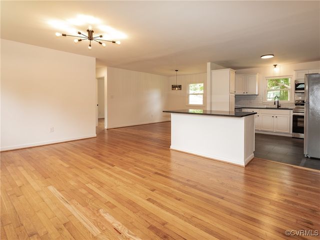 464 Deerfield Dr, Petersburg, VA 23805