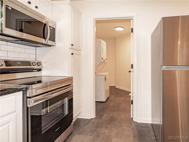 464 Deerfield Dr, Petersburg, VA 23805
