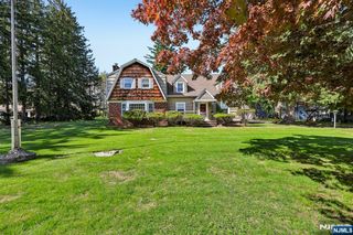 37 Nilsen Avenue, Mahwah, NJ 07430