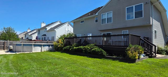 30 Heritage Drive, Englishtown, NJ 07726