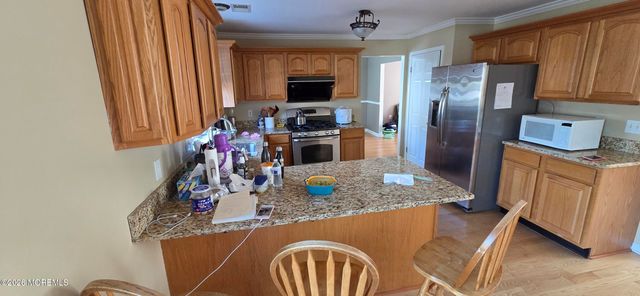 30 Heritage Drive, Englishtown, NJ 07726