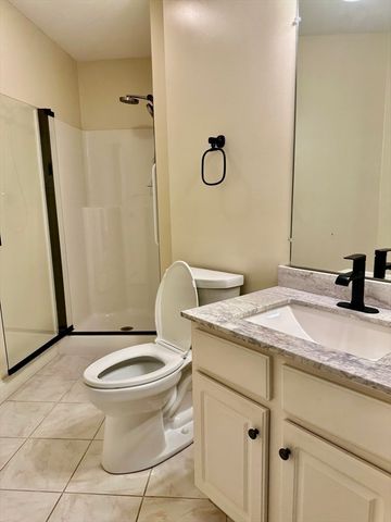 5 Mission 101, Chelmsford, MA 01803