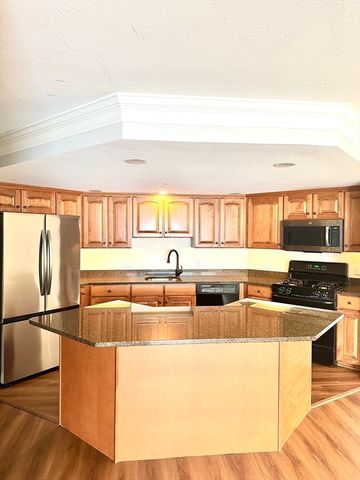 5 Mission 101, Chelmsford, MA 01803