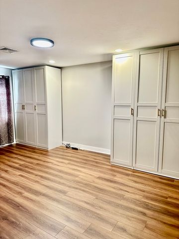 5 Mission 101, Chelmsford, MA 01803