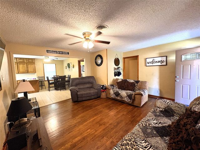 6416 Ridgecrest Circle, Lake Worth, TX 76135